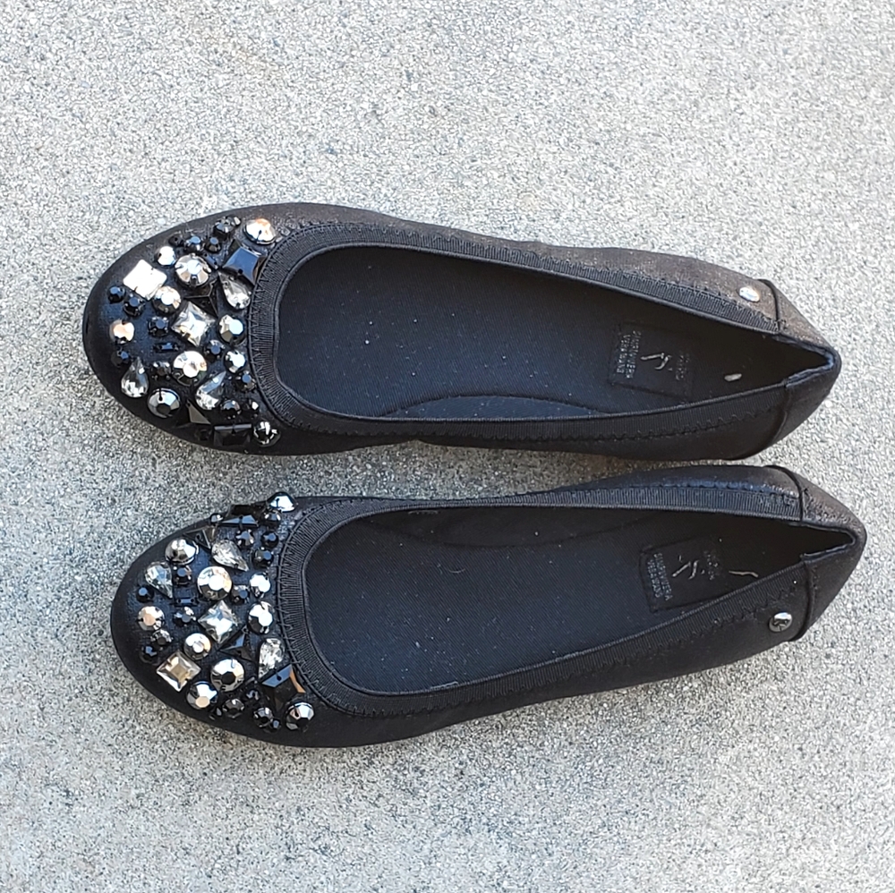 Vera Wang Flats